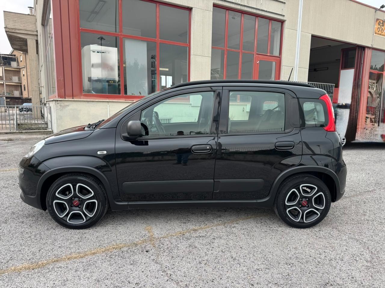 Panda 1.0 FireFly S&S Hybrid City Life km 65.000