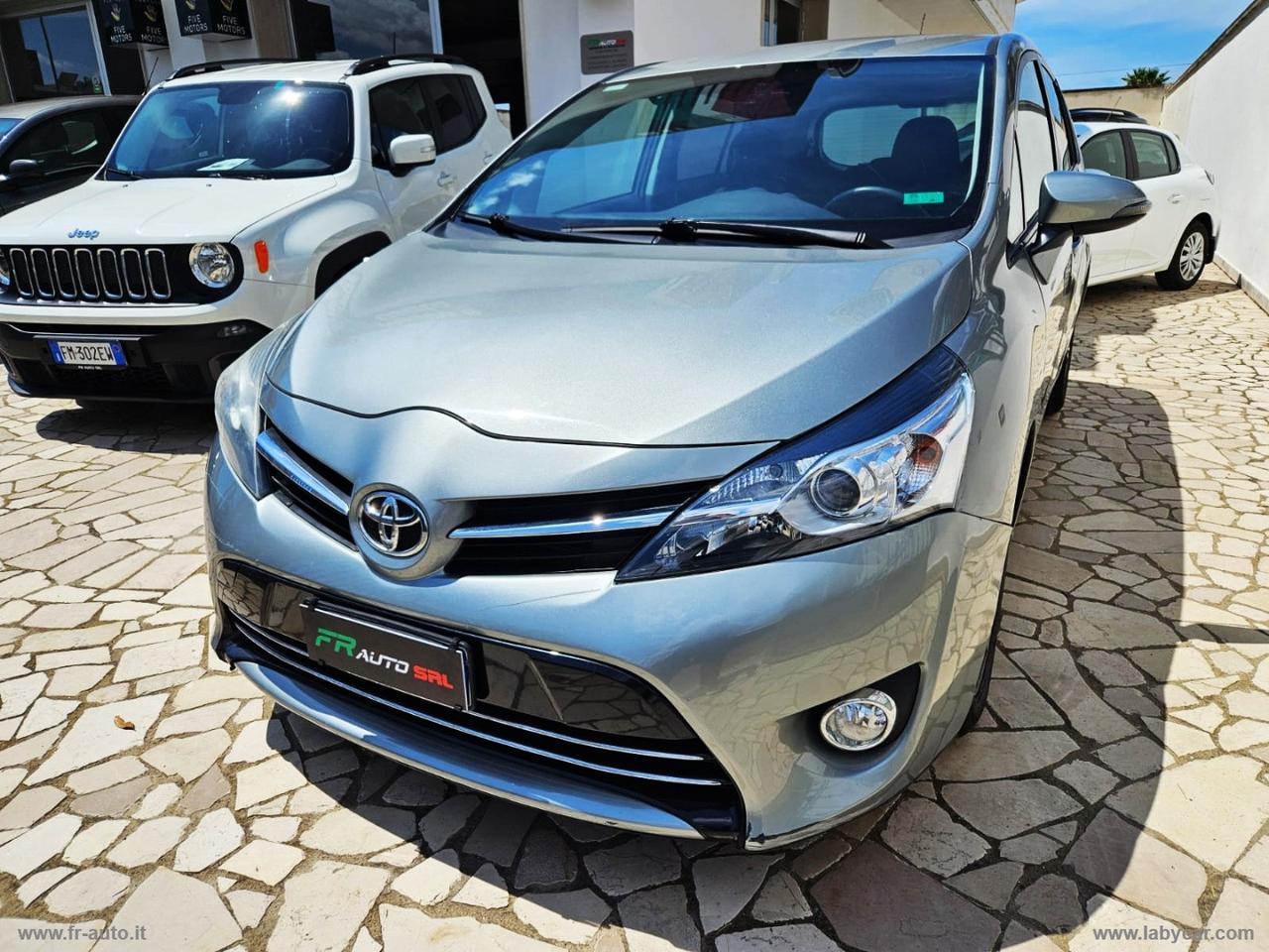 TOYOTA Verso 2.0 D Active 7 posti