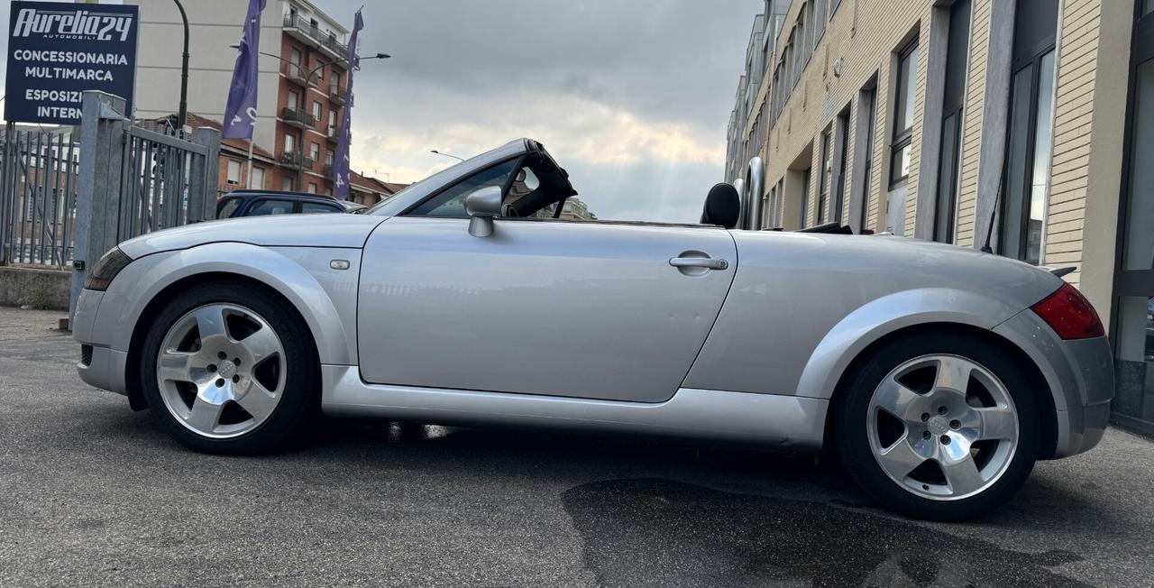 Audi TT Roadster 1.8 T 20V 225 CV QUATTRO