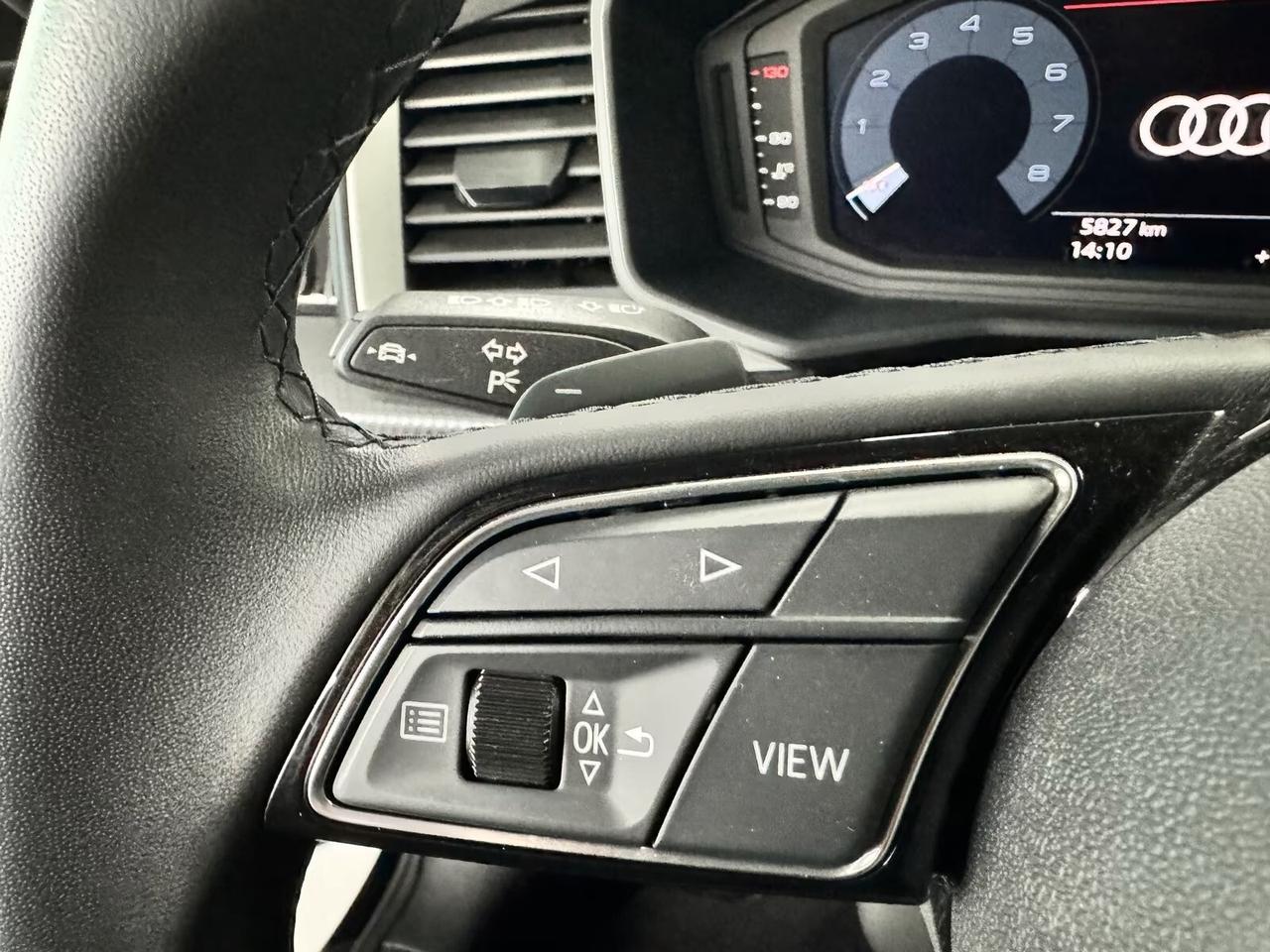 Audi A1 Sportback 40 TFSI S line°Navi°LED