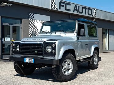 Land Rover Defender 90 2.4 TD4 Station Wagon SE