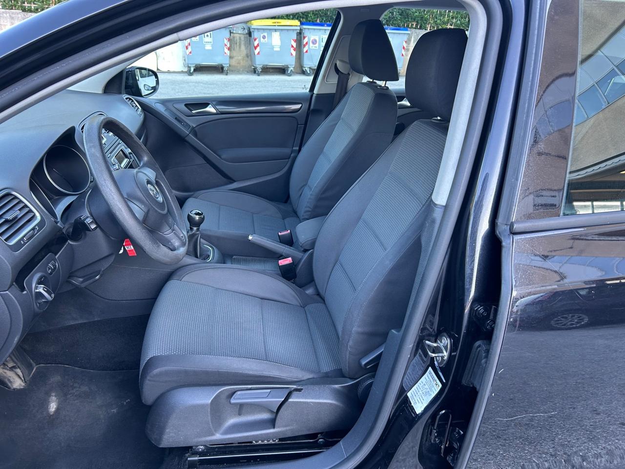 Volkswagen Golf 1.6 TDI DPF 5p