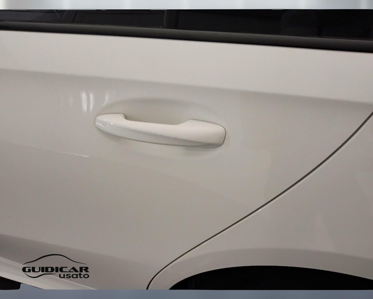 Mercedes-Benz Classe A - W177 2018 - A 180 d Premium auto