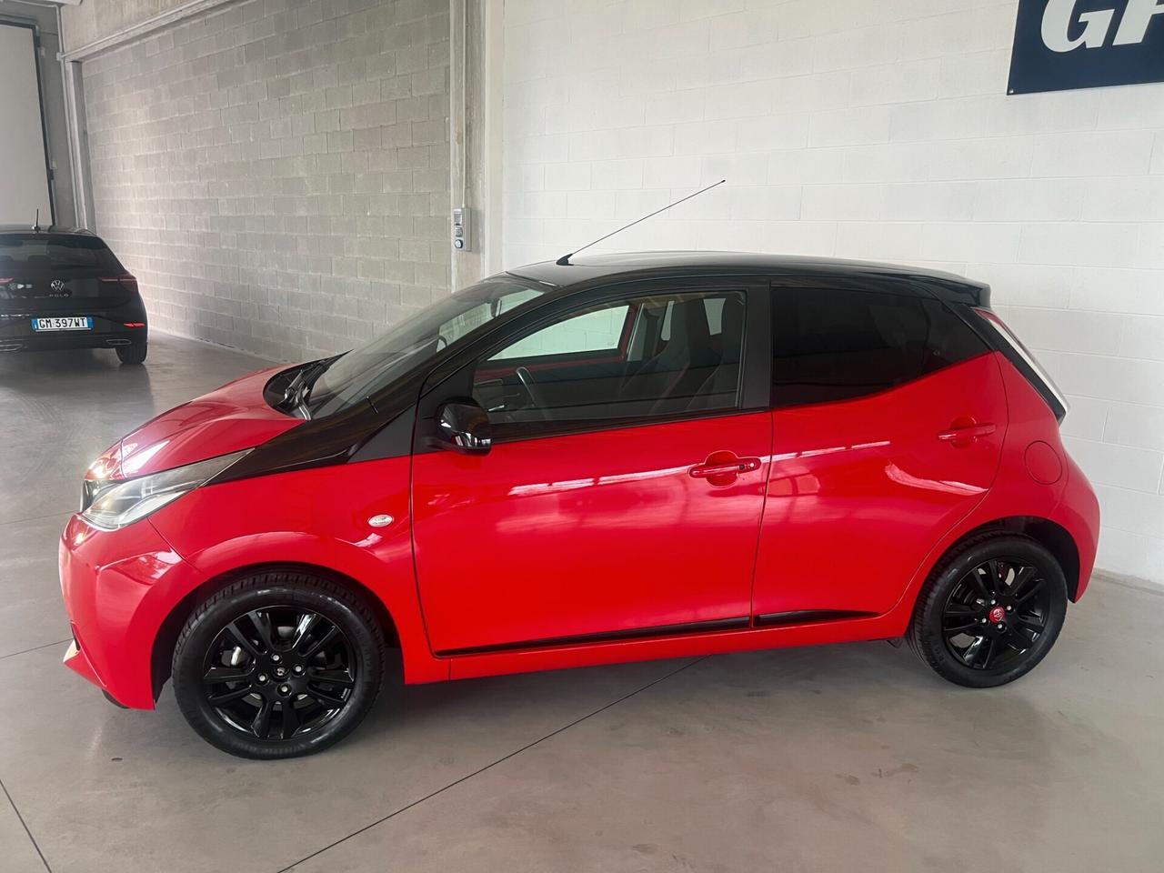 Toyota Aygo 1.0 VVT-i 69 CV 5 porte AUTOMATICA OK NEOPATENTASI SOLO 43.927 KM