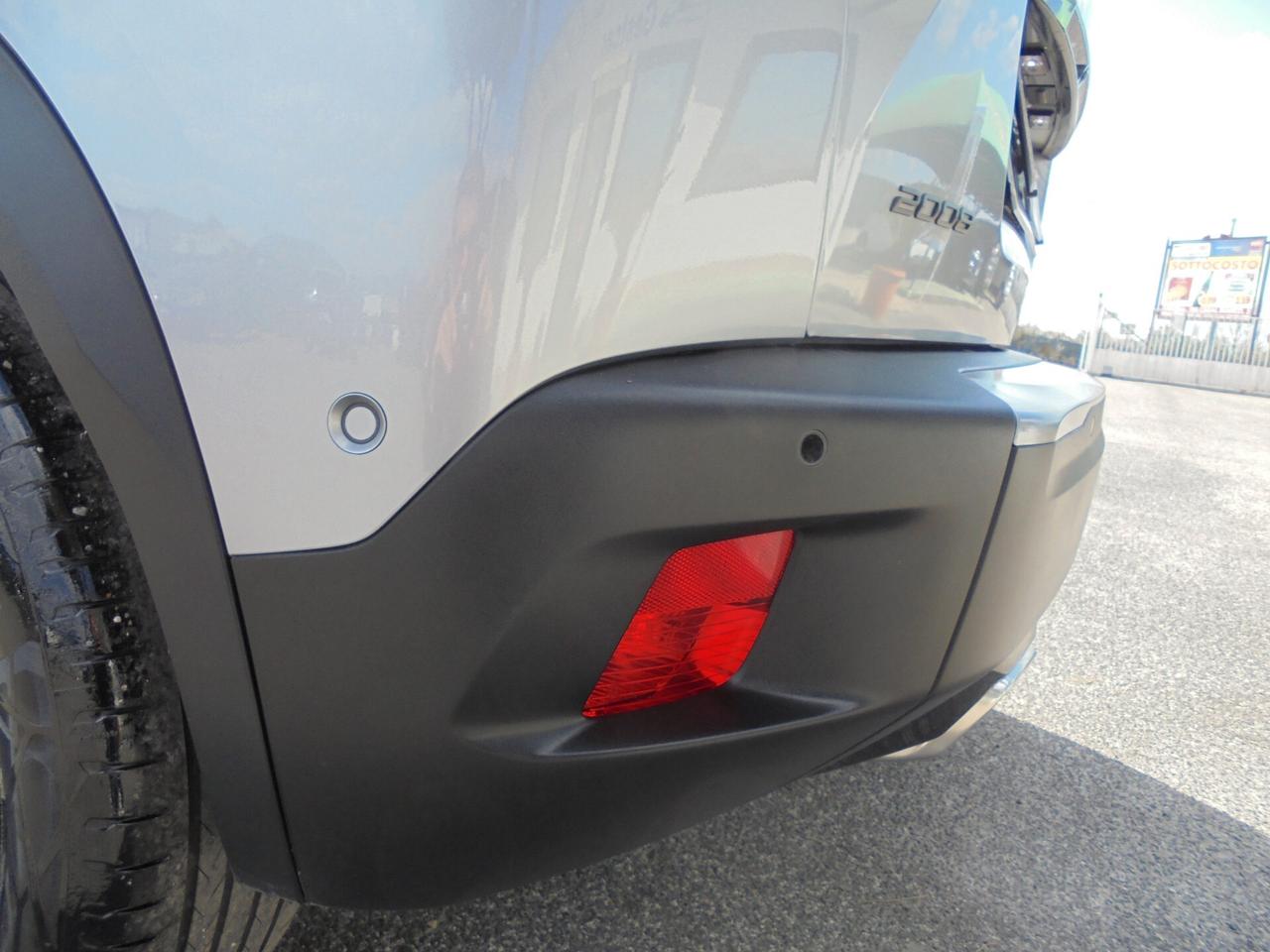 Peugeot 2008 Hybrid 136 e-DCS6 Allure