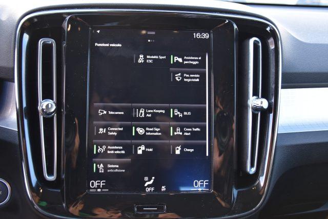 VOLVO XC40 T5 Recharge Plug-in Hybrid Inscription