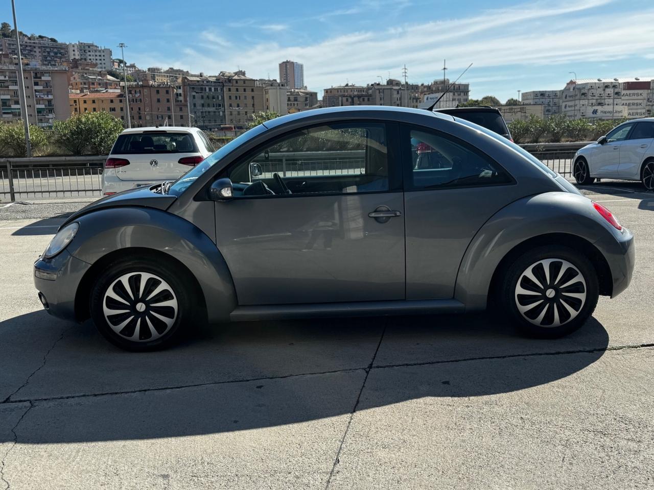 Volkswagen New Beetle 1.6 benzina 2007