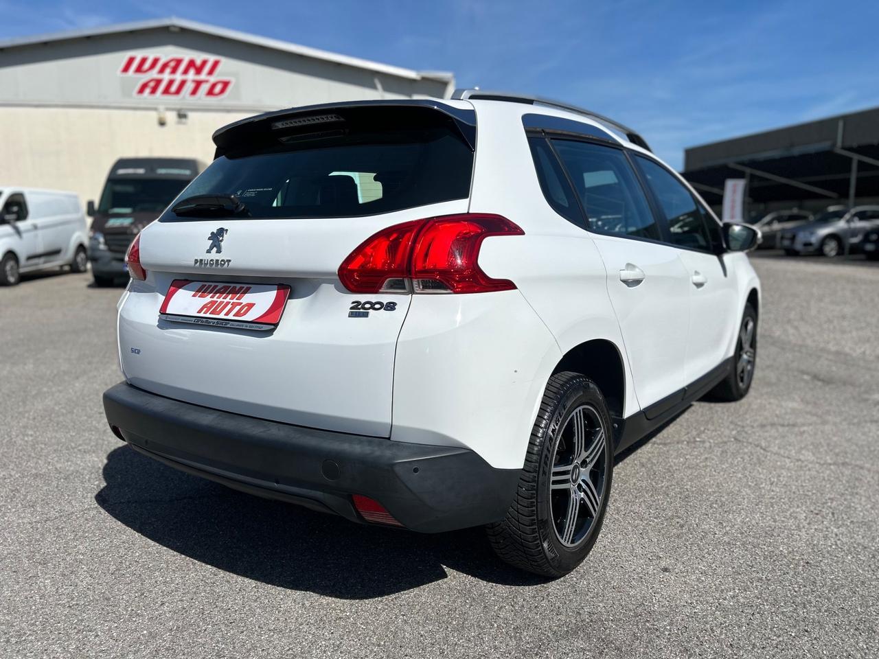 Peugeot 2008 1.6 e-HDi 92 CV