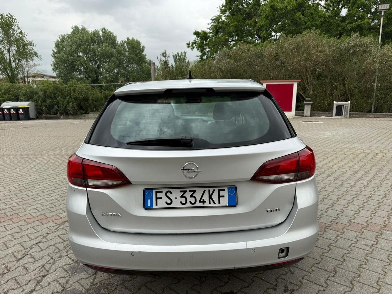 Opel Astra 1.6 CDTi 136CV automatica km certificat