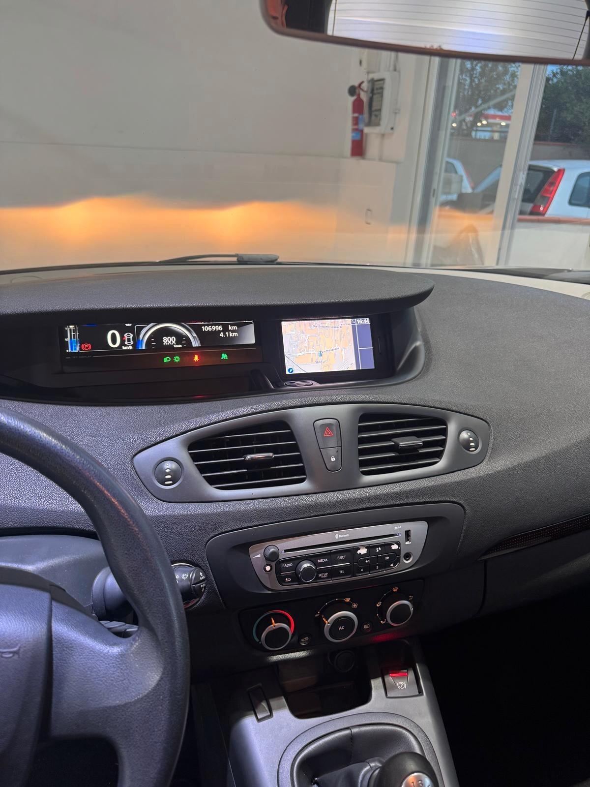 Renault Scenic Scénic XMod 1.6 GPL Wave