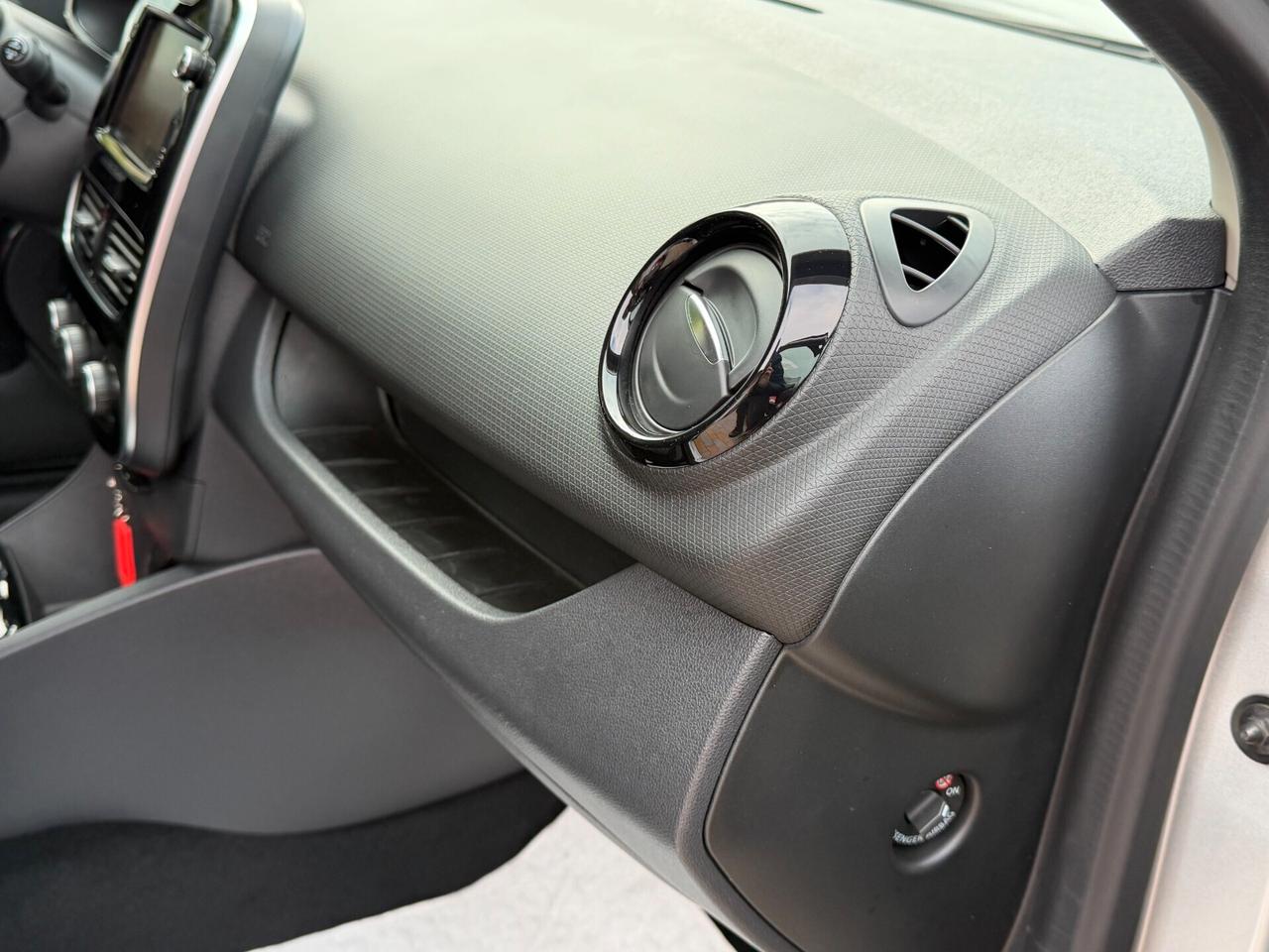 Renault Clio 1.5 DCI 75 cv. ENERGY BUSINESS (Autocarro 4P. N1)