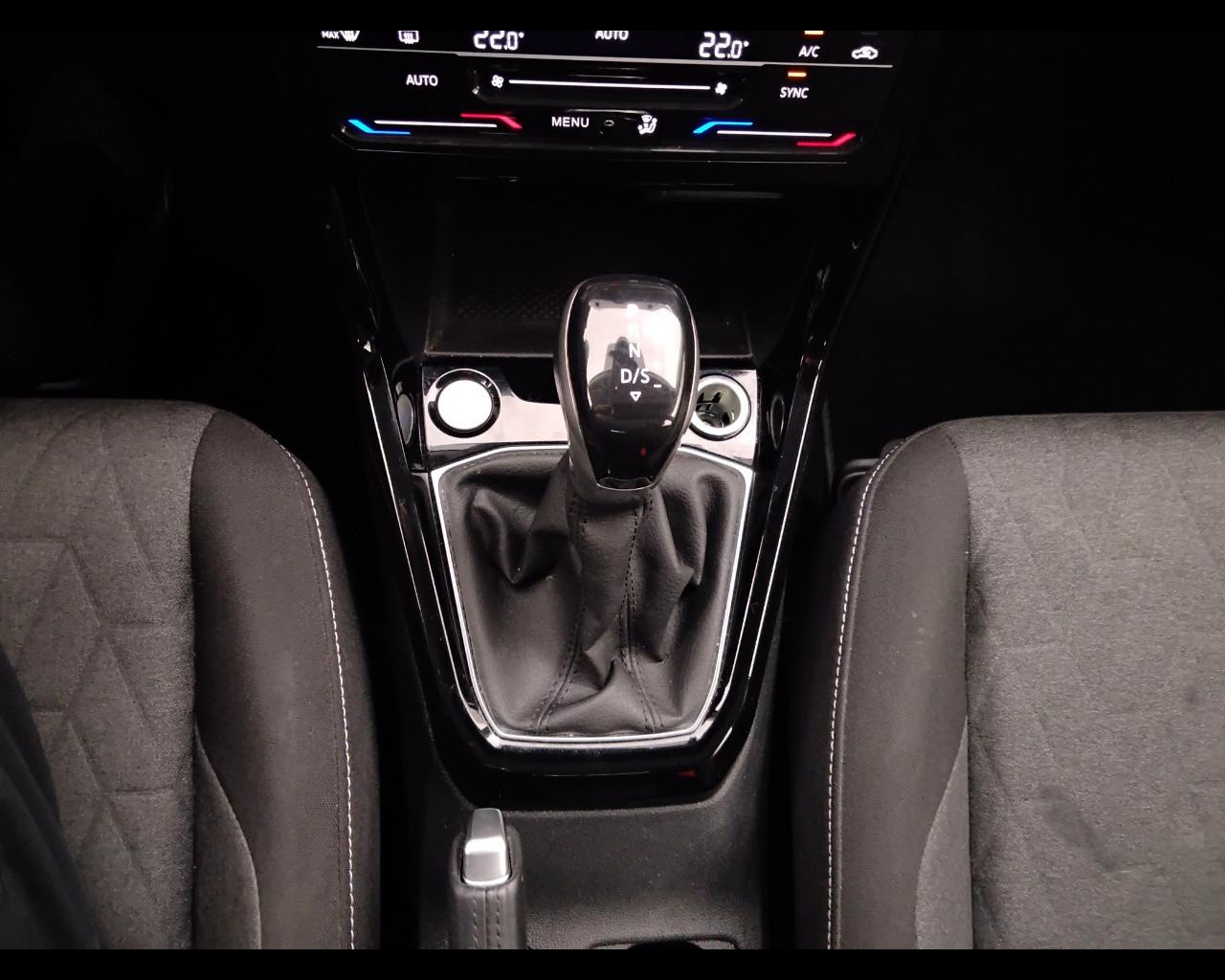 VOLKSWAGEN T-Cross 2024 - T-Cross 1.0 tsi Life 115cv dsg