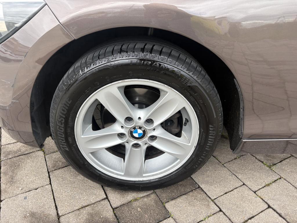 Bmw 118 d 5p. 143cv Unique