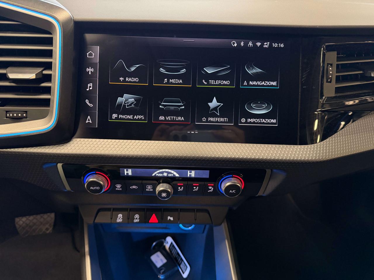 Audi A1 A1 Sportback 30 1.0 tfsi Identity Black 116cv s-tronic