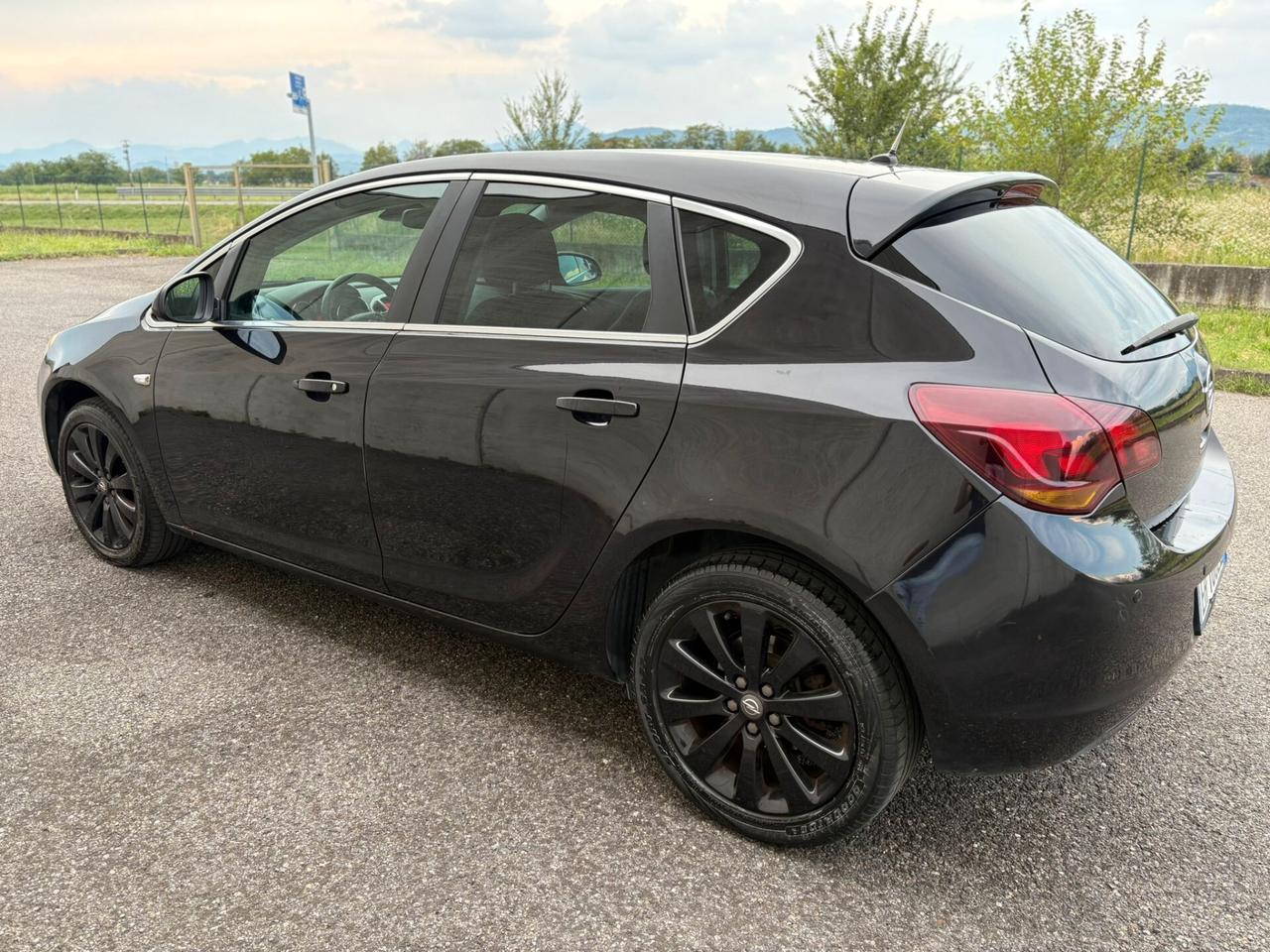 Opel Astra 1.4 100CV NEOPATENTATI EURO 5A
