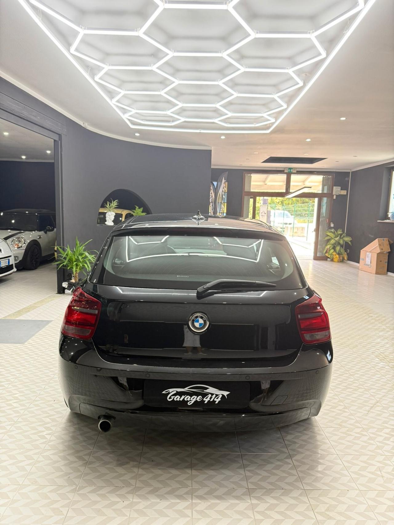 Bmw 114 114d 5p. Unique
