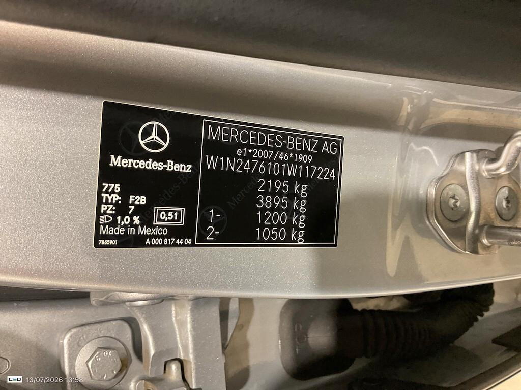 MERCEDES-BENZ GLB 180D 115CV AUTOMATIC BUSINESS SOLUTION ( FARI LED - TETTO APRIBILE - CRUISE - NAVI PREMIUM - PARK ASSIST )