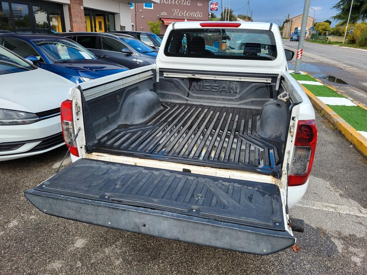 Nissan Navara 2.3 dCi 4WD King Cab Visia