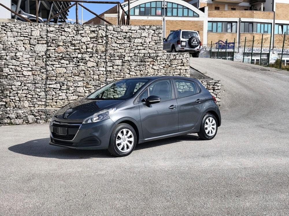 Peugeot 208 1.2 VTi Active 5 Porte Perfetta!