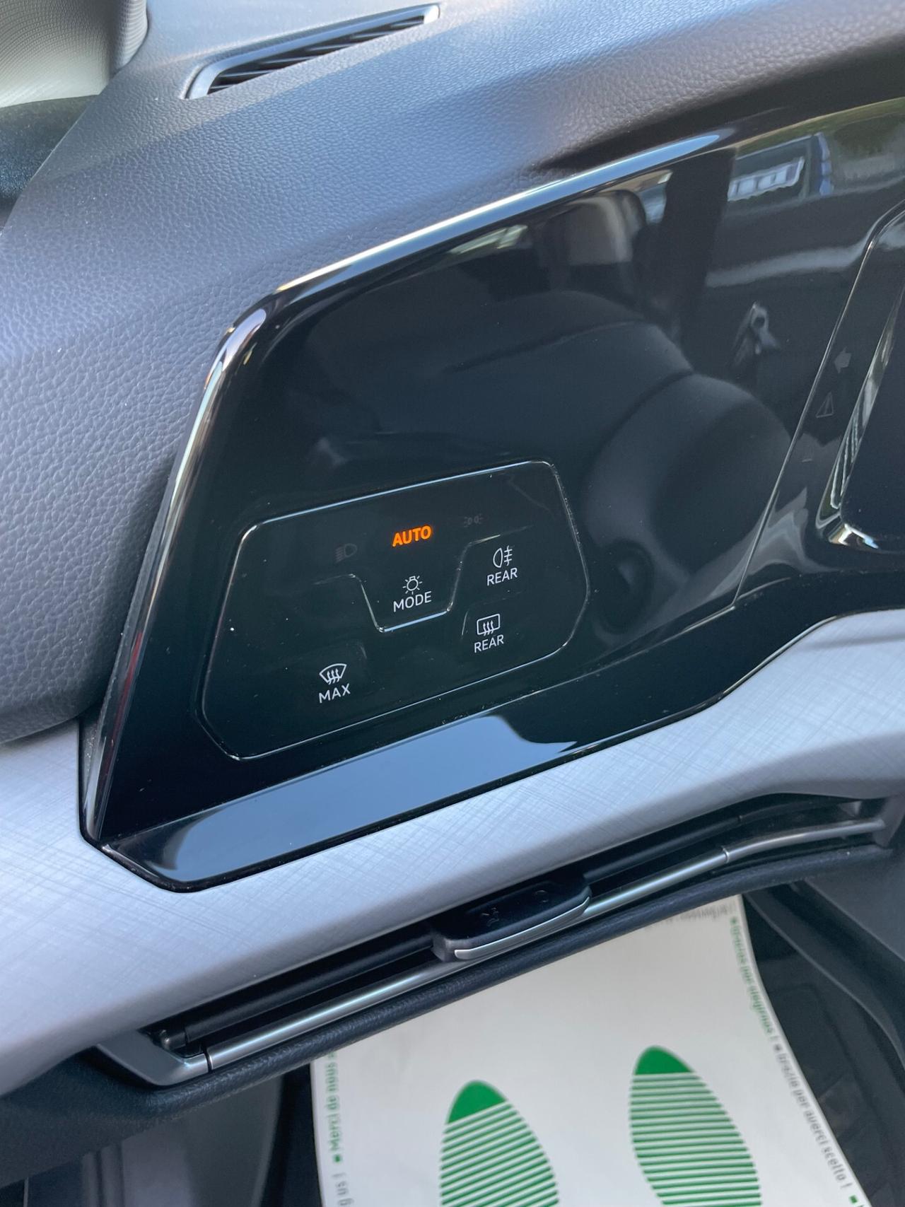 Volkswagen Golf 1.0 TSI EVO Life
