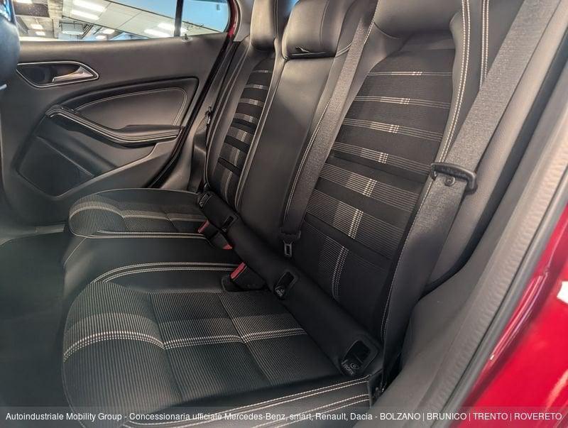 Mercedes-Benz GLA 200 d AUTOMATIC SPORT "NEOPATENTATI"