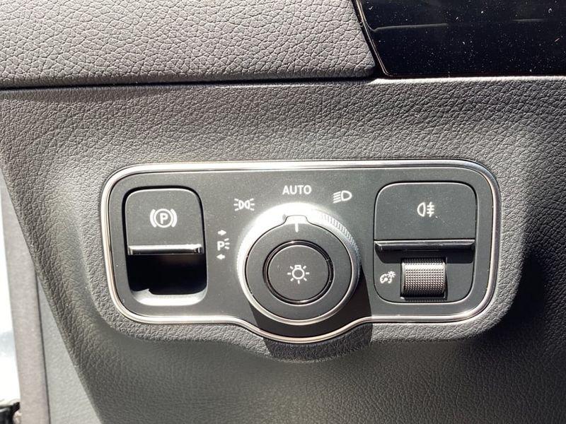 Mercedes-Benz GLA 180d Automatic AMG Line Advanced Plus