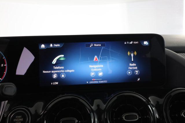 MERCEDES-BENZ CLA sse GLA GLA 180 d Automatic Business