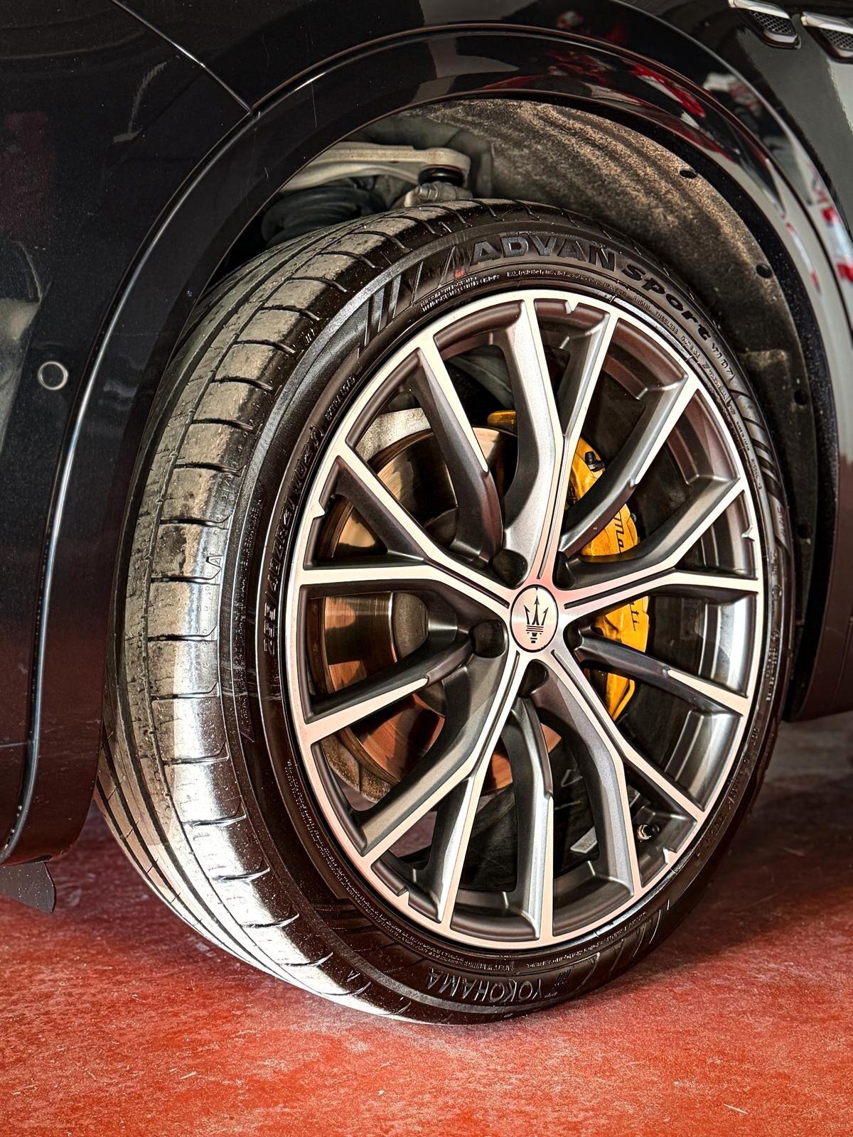 Maserati Grecale MHEV 330 CV AWD Modena