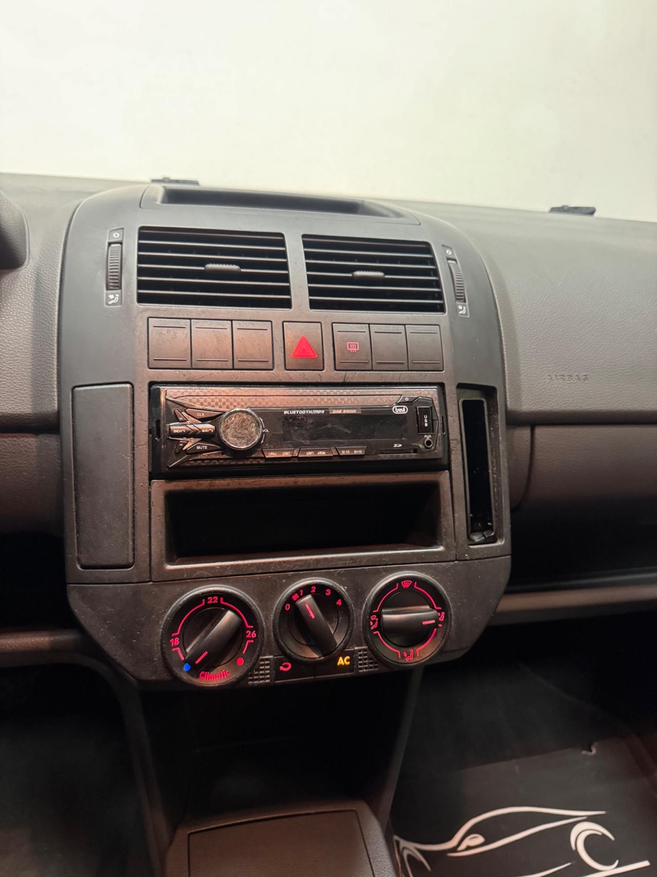 Volkswagen Polo 1.2 12V 5p. Trendline