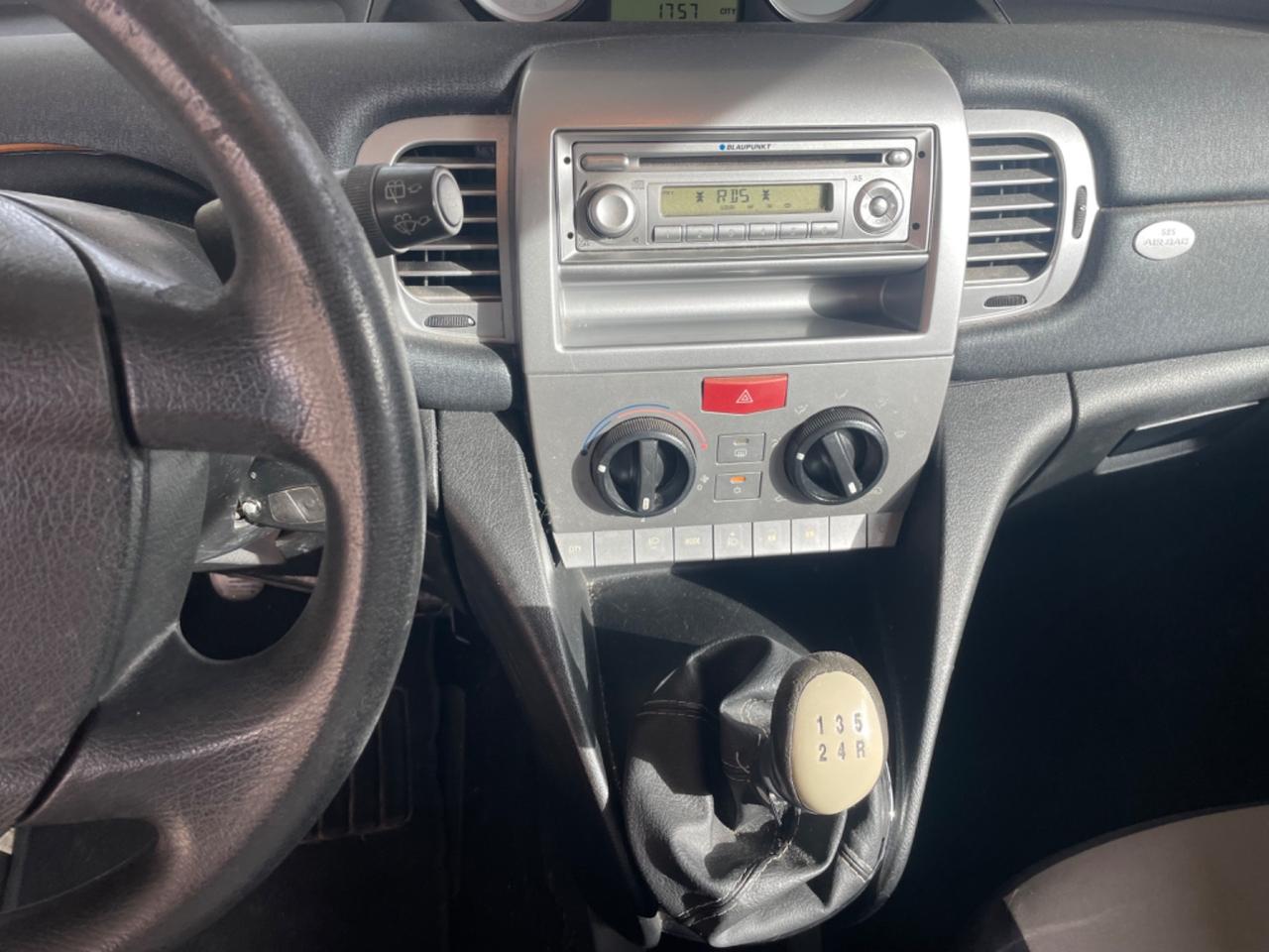 Lancia Ypsilon 1.2 Argento