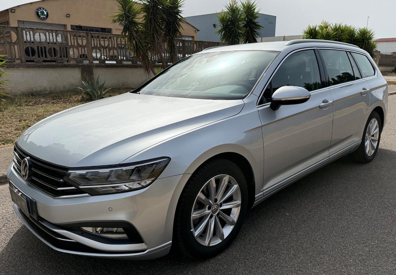Volkswagen Passat Variant 1.6 TDI SCR DSG Business BMT