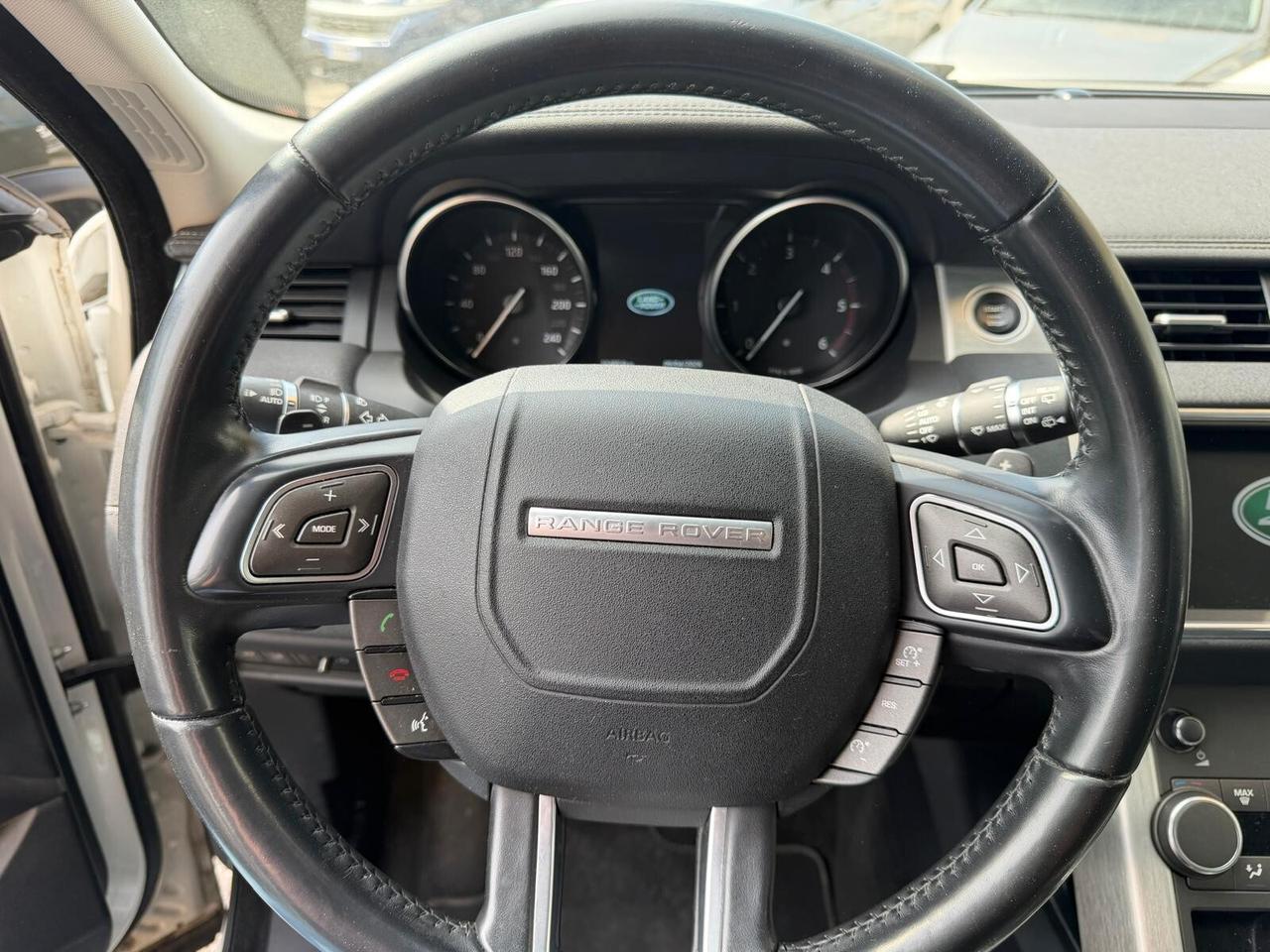 Land Rover Range Evoque 2.0 TD4 150 CV 5p. SE