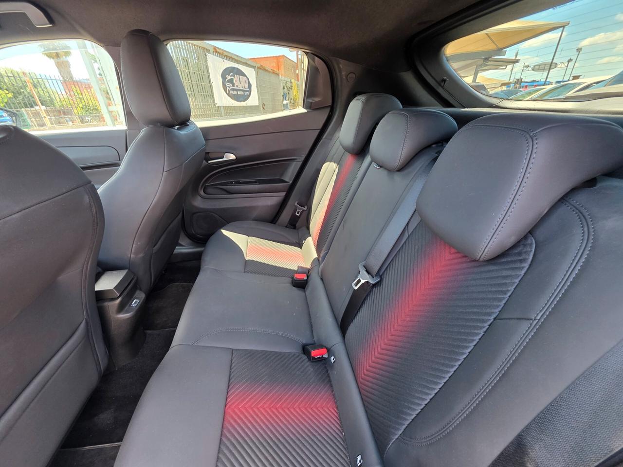 Alfa Romeo Junior 1.2 136 CV Hybrid eDCT6 Speciale
