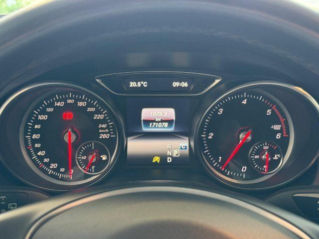 MERCEDES-BENZ GLA 200 d Automatic 4Matic Sport