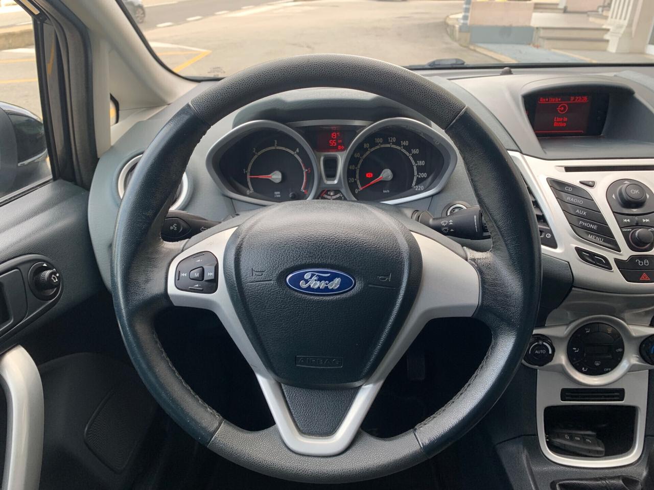 Ford Fiesta 1.4 TDCi 5p. Titanium