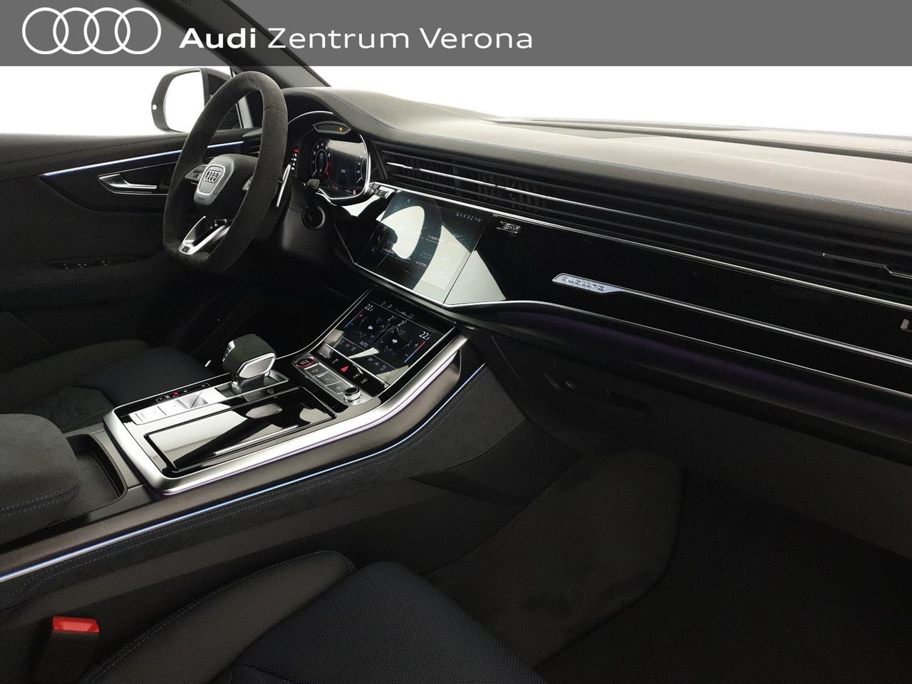 4.0TFSI 640CV tiptronic Performance