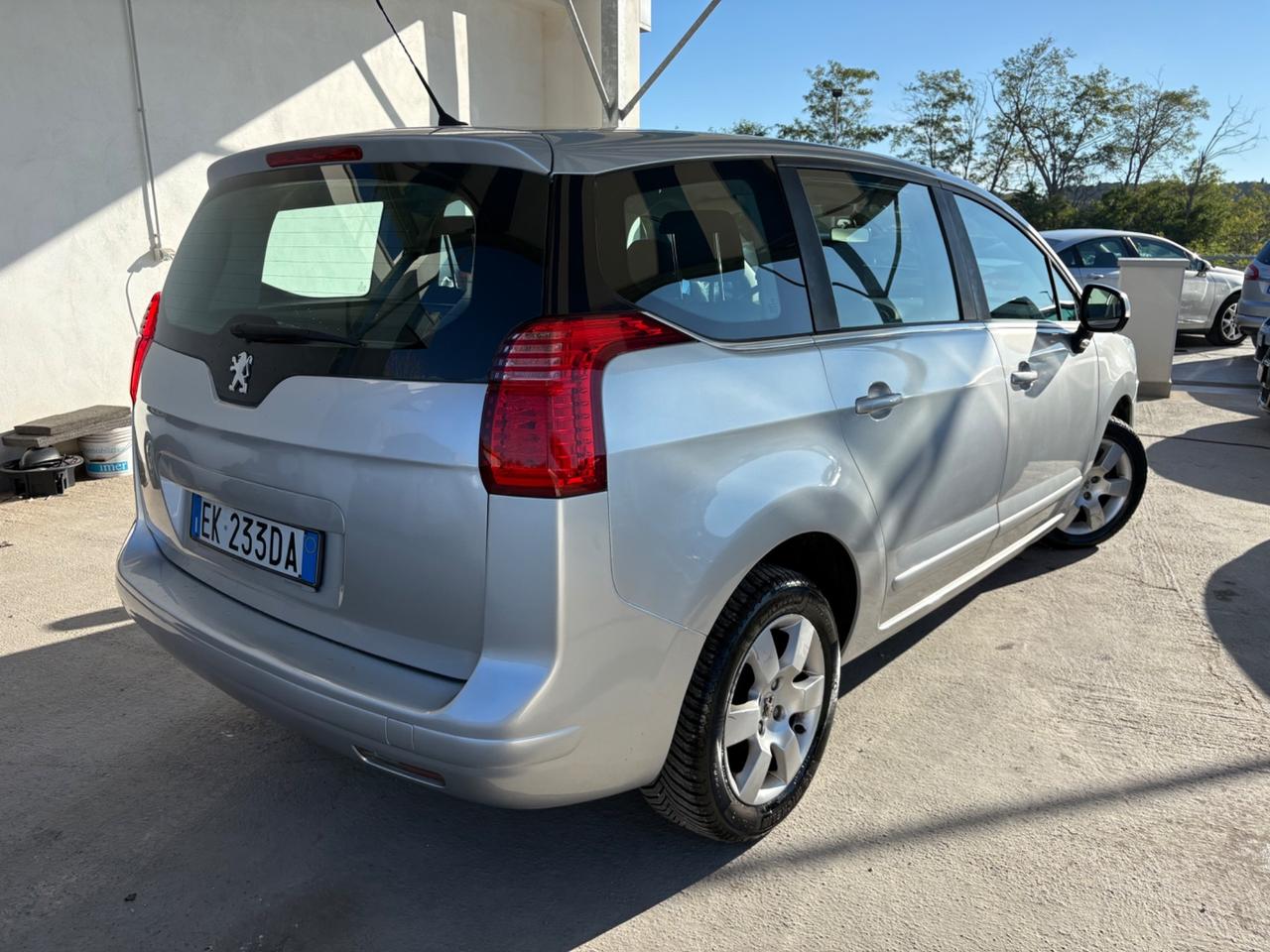 Peugeot 5008 1.6 HDi 112CV Business
