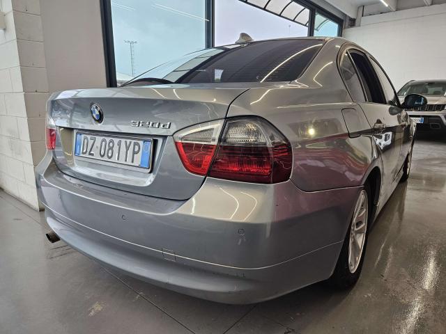 BMW 320 Serie 3 E90 Berlina 320d Eletta