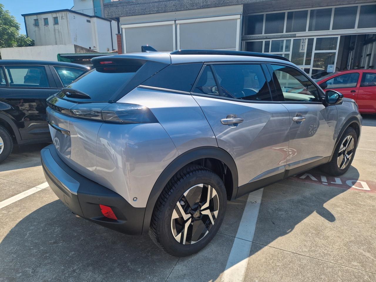 Peugeot 2008 PureTech 100 S&S Allure