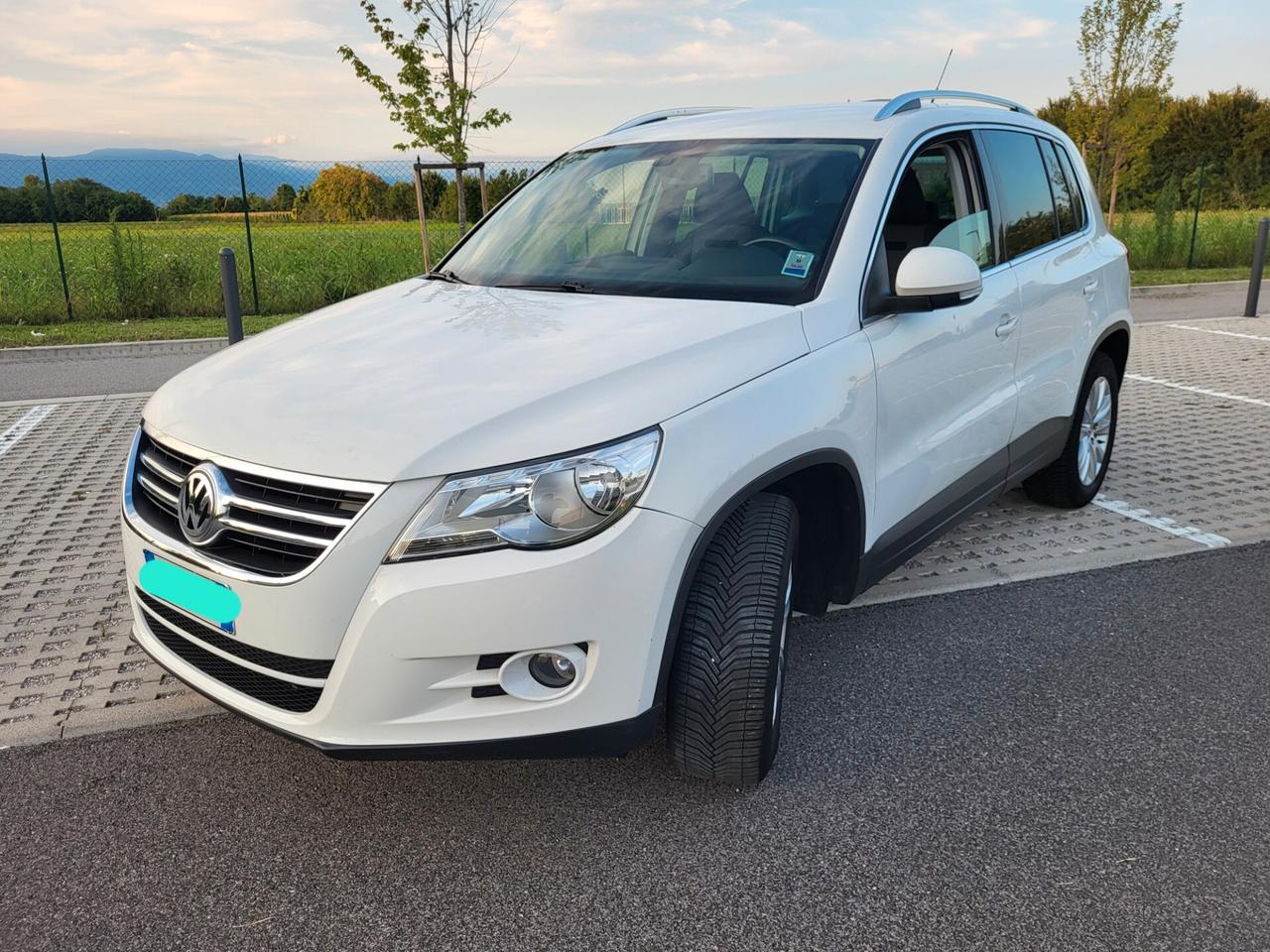 Volkswagen Tiguan 2.0 16V TDI DPF Sport & Style (18°)