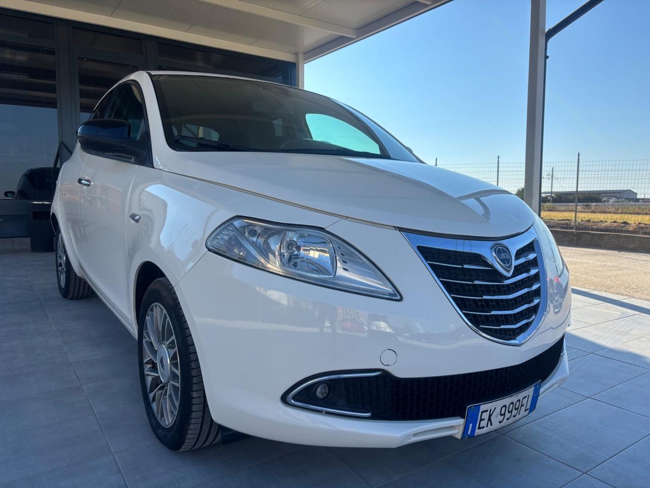 Lancia Ypsilon 1.3 MJT 16V 95 CV 5 porte S&S Gold