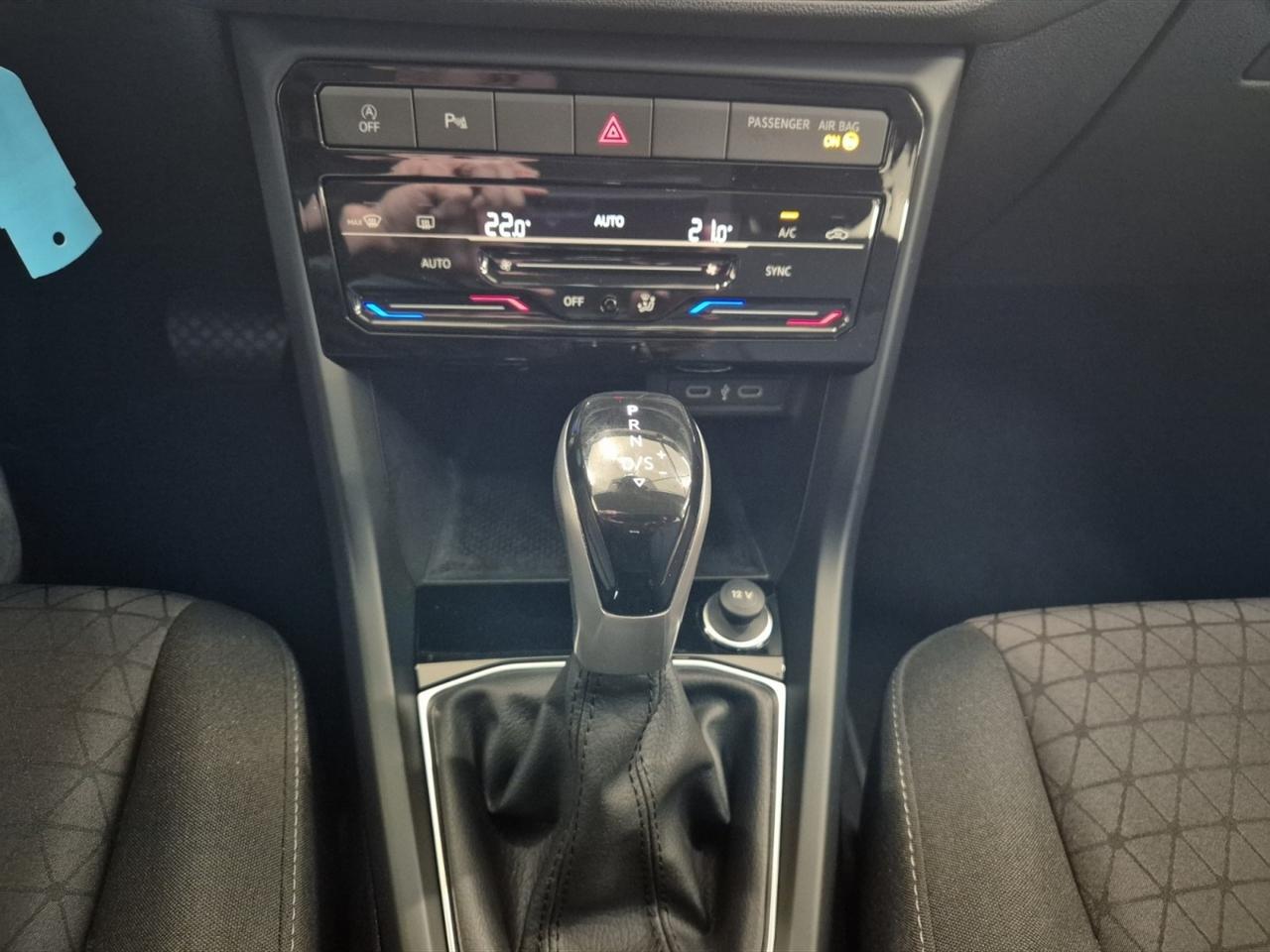 Volkswagen T-Cross 1.0 tsi style 110cv dsg