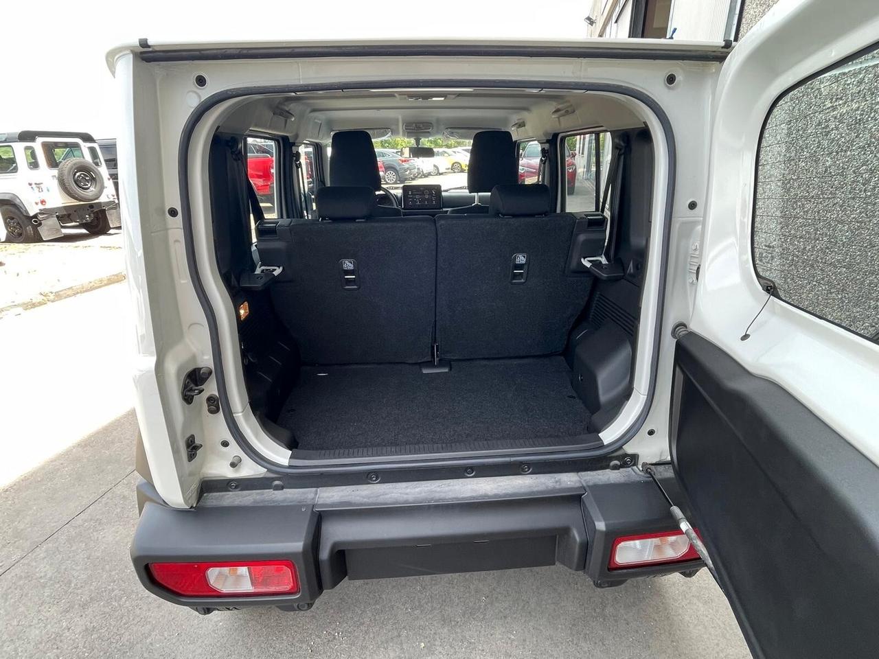 Suzuki Jimny 1.5 5 porte cambio automatico