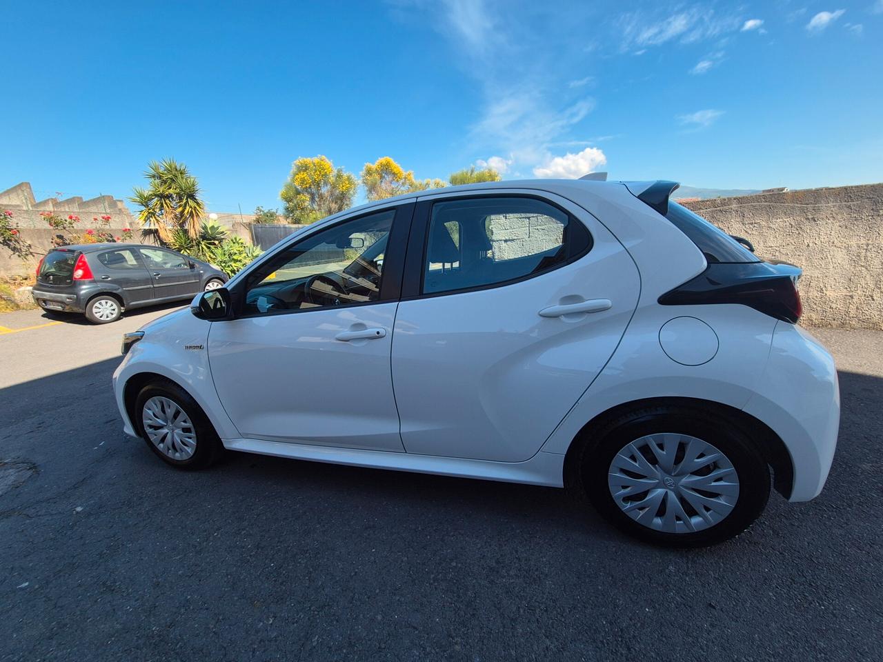 Toyota Yaris 1.5 Hybrid iva esposta inclusa 2021