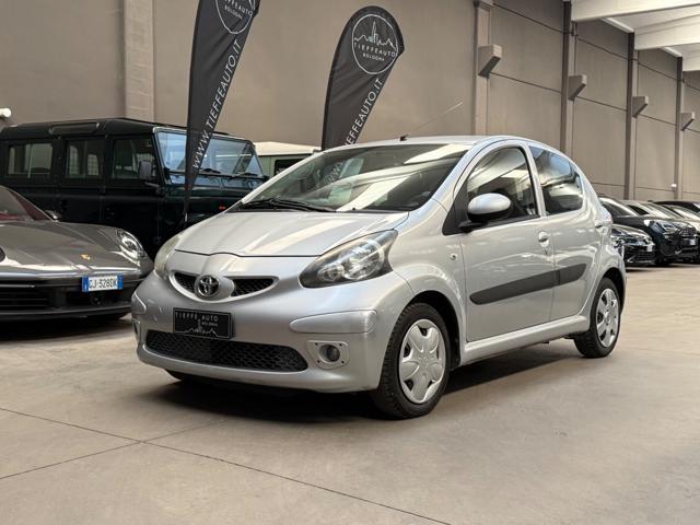 TOYOTA Aygo 1.0 12V VVT-i 5 porte Sol