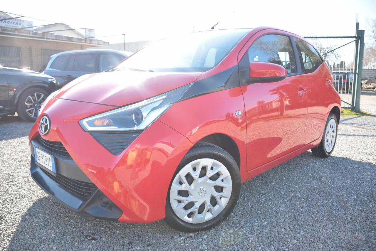 Toyota Aygo 1.0 VVT-i 72cv X-COOL - ADAS SENSORI CRUISE LED BT OK NEOPATENTATI