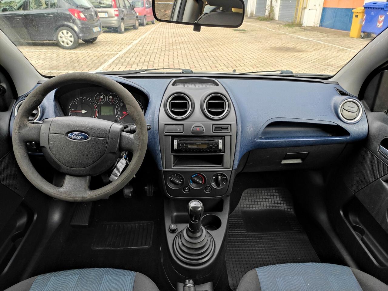 Ford Fiesta 1.4 TDCi 68CV