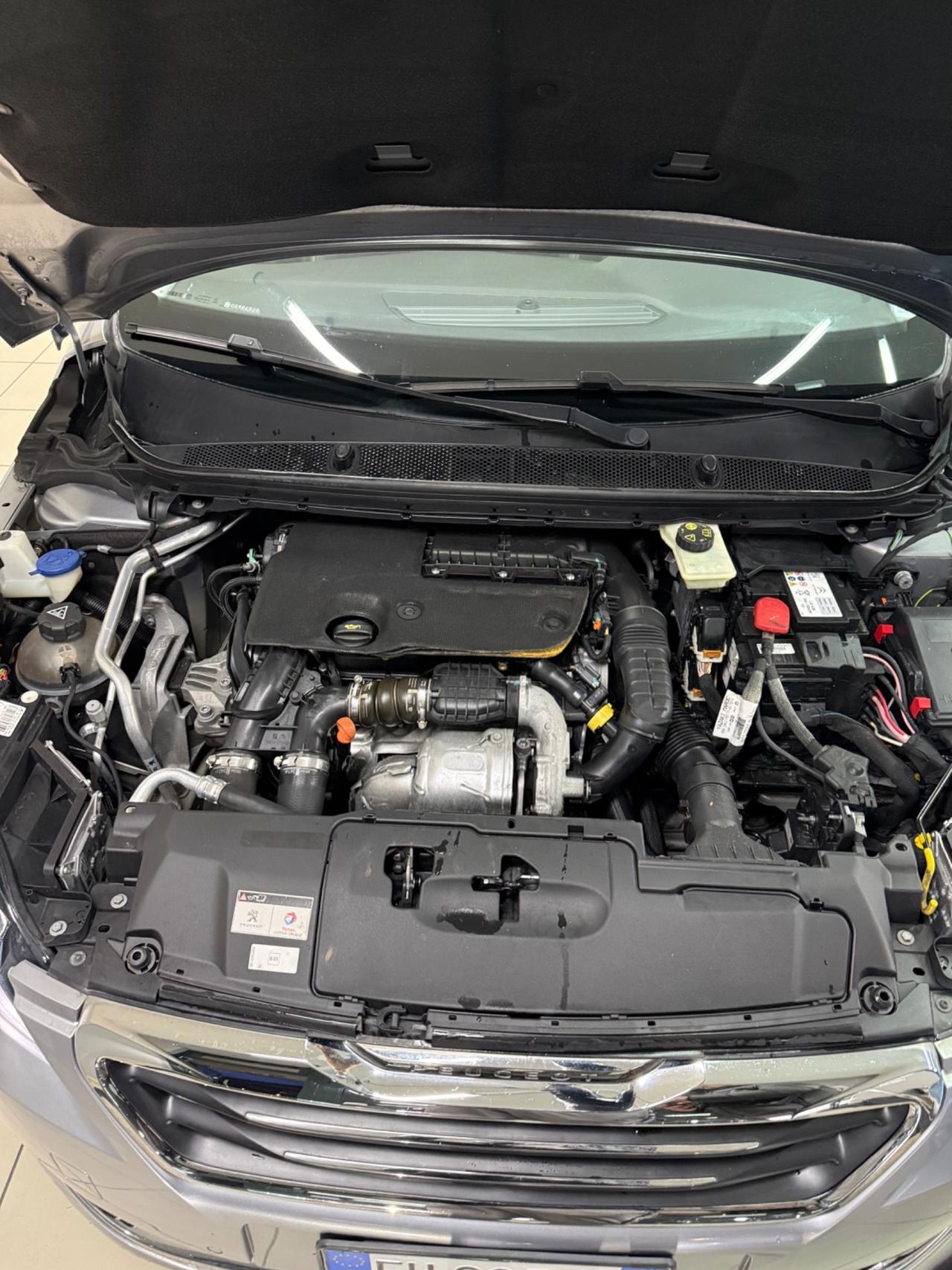 Peugeot 308 BlueHDi 120 S&S Allure