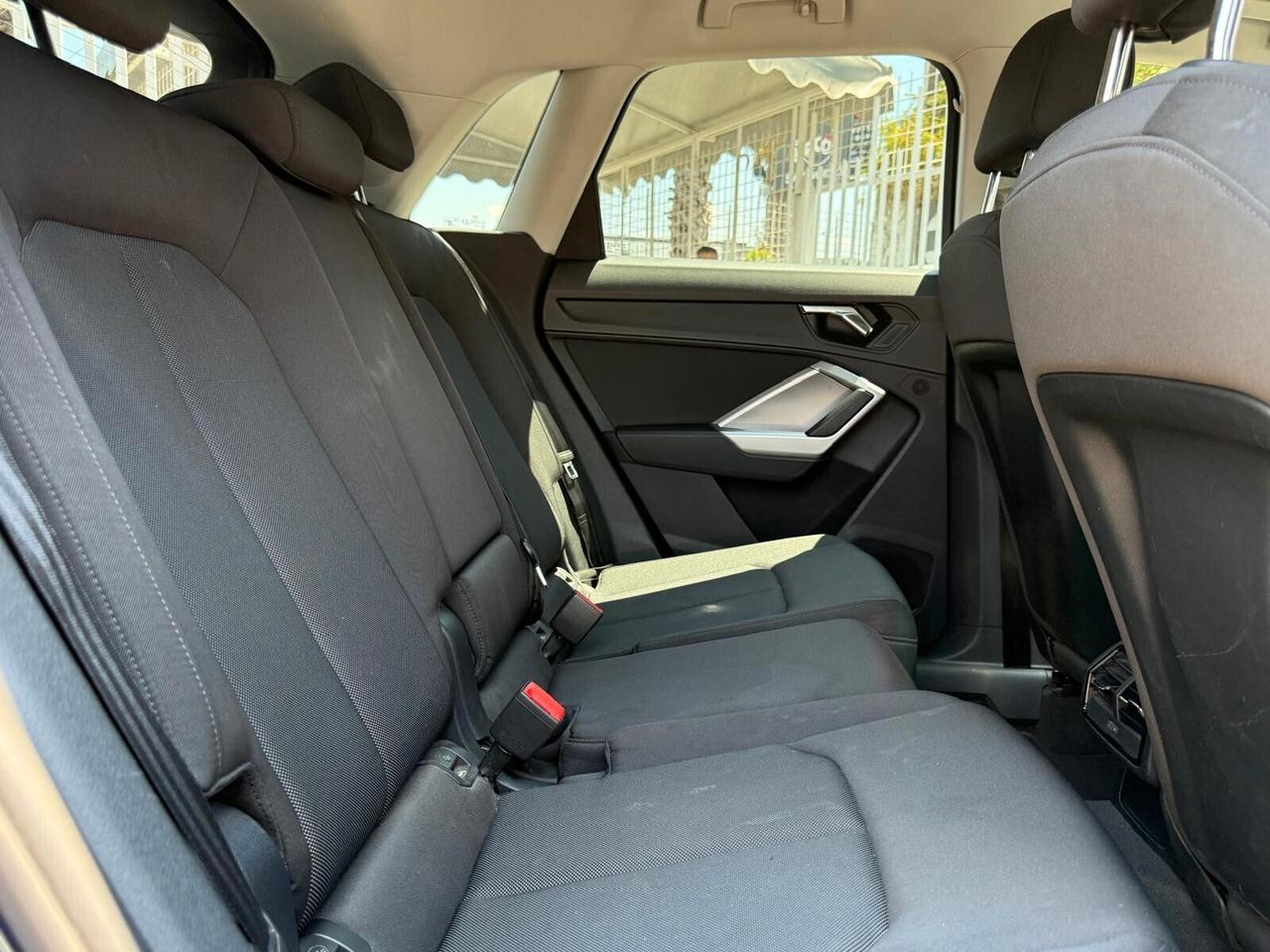 AUDI Q3 2021 2.0 150CV TDI AUTOMATICA QUATTRO EDITION