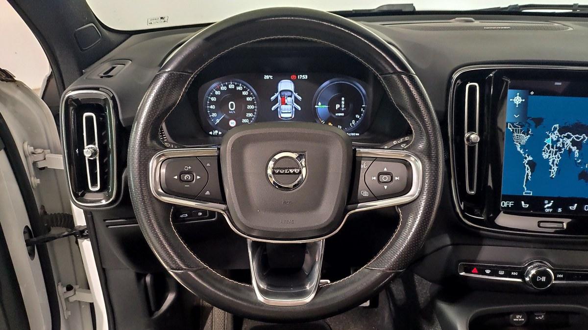 VOLVO Xc40 T4 Recharge Plug-In Hybrid R-Design